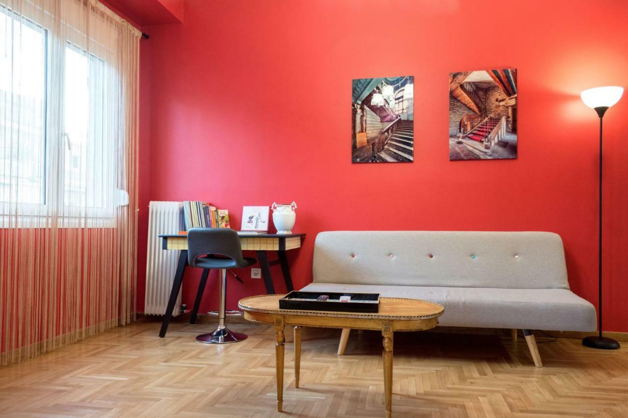 "Casa De Colores", Next To The Metro Athen Eksteriør billede